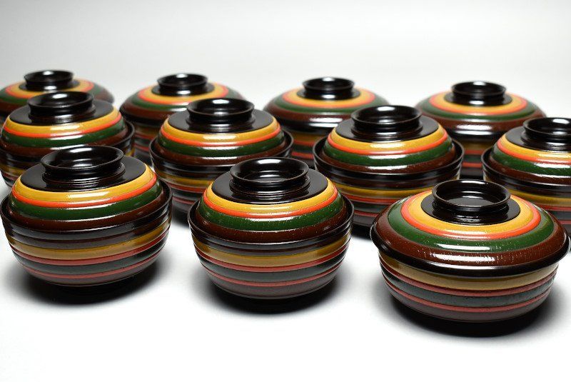 蔵A3953 春次 作 木製独楽塗 会席椀 四つ椀 五客組 共箱