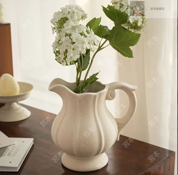 フランス雑貨☆陶磁器アヒル&リス型 ピッチャー 花瓶 フラワーベース フランス雑貨☆陶磁器アヒル&リス型 ピッチャー 花瓶 フラワー