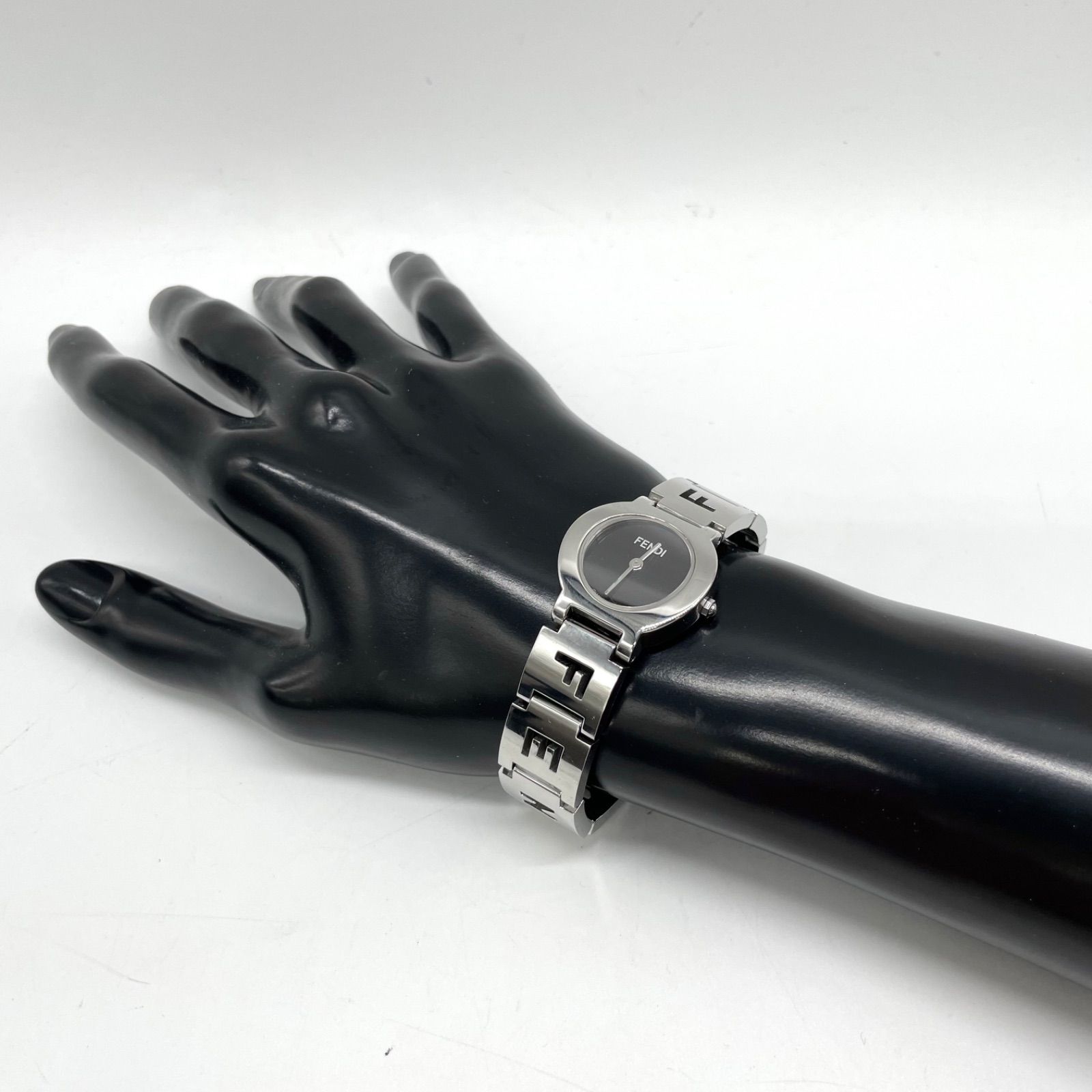 稼動 FENDI フェンディ オロロジ ロゴベルト 3050L 腕時計 BT交換済