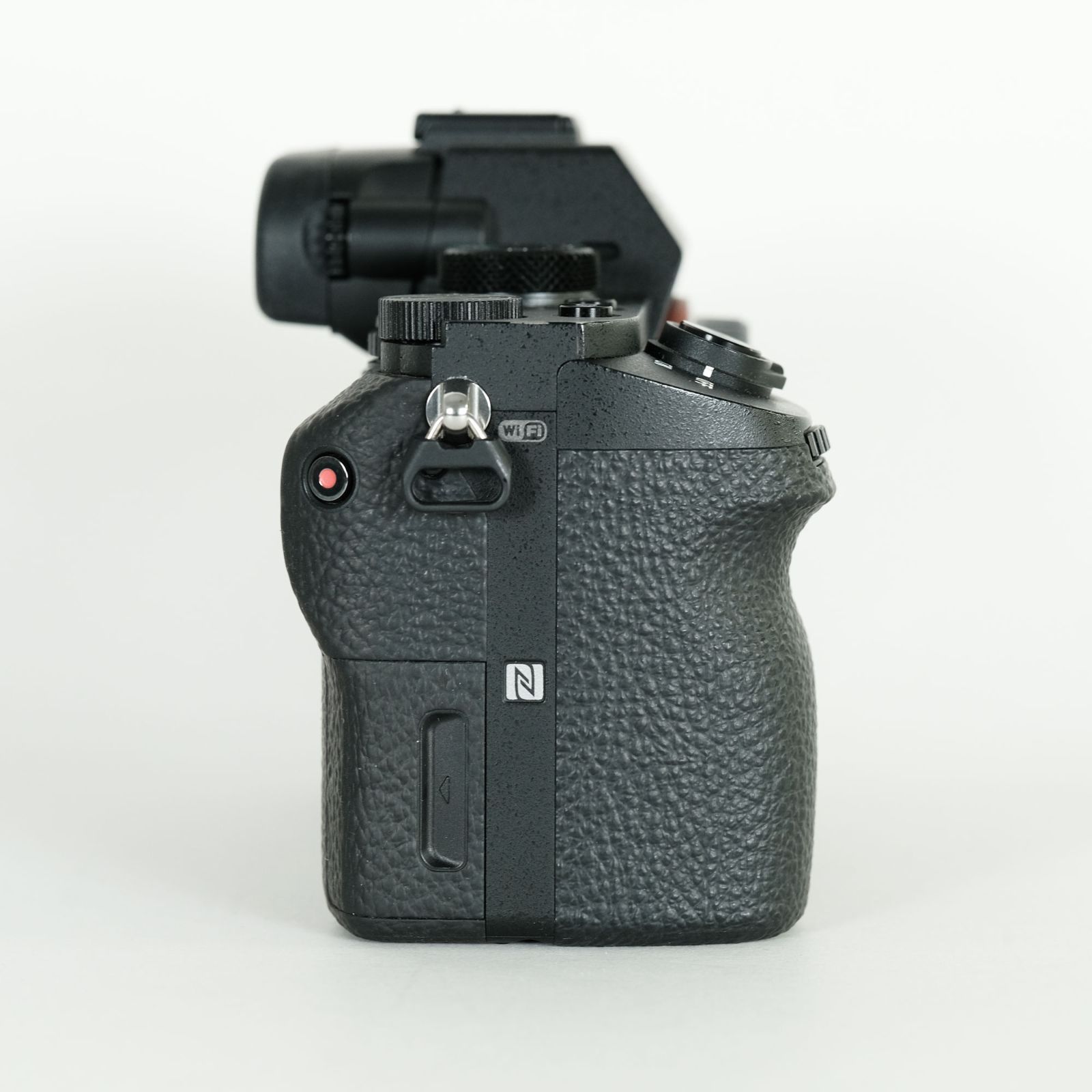 α7