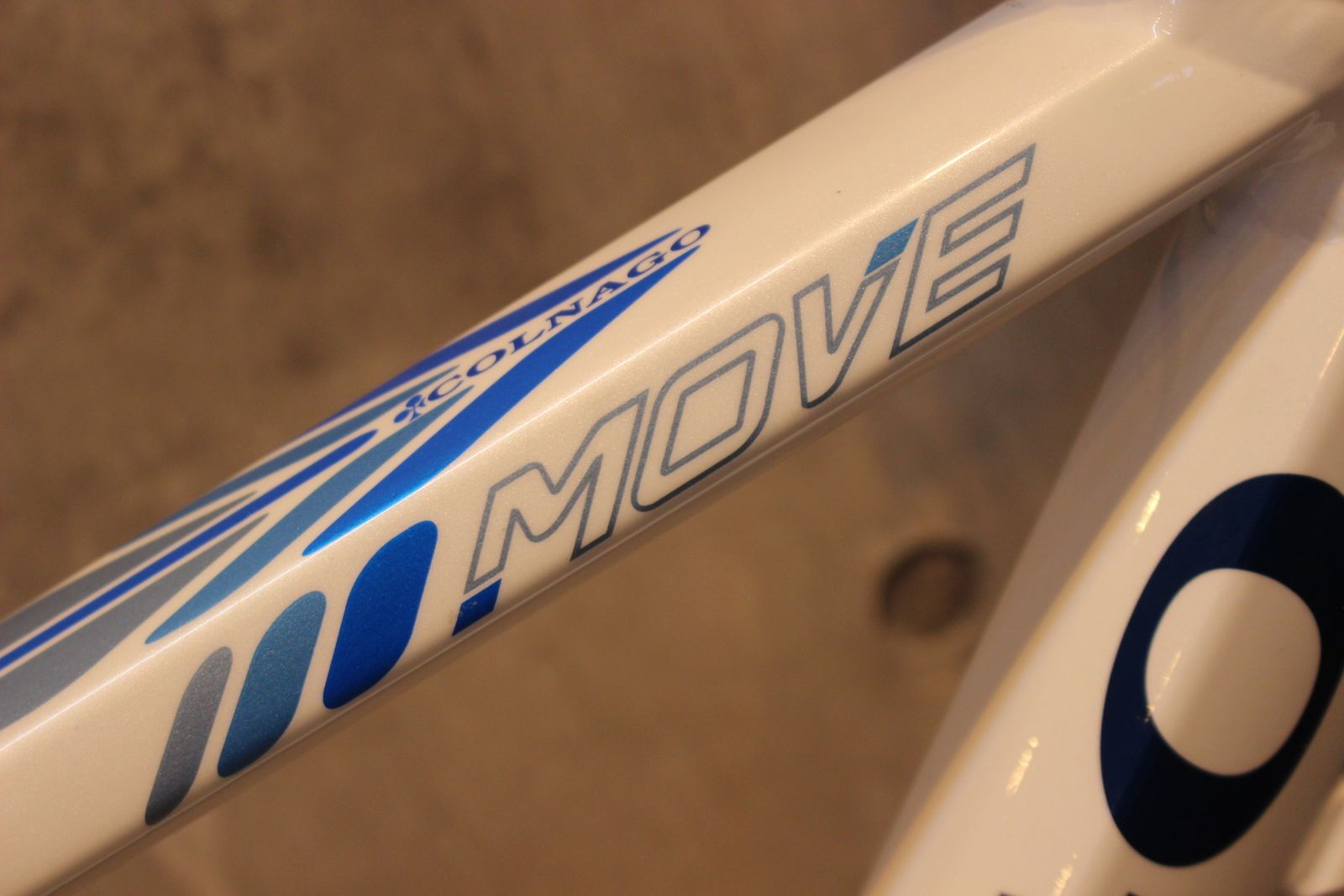 訳あり】コルナゴ COLNAGO ムーブ MOVE 2016 46Sサイズ シマノ 105 