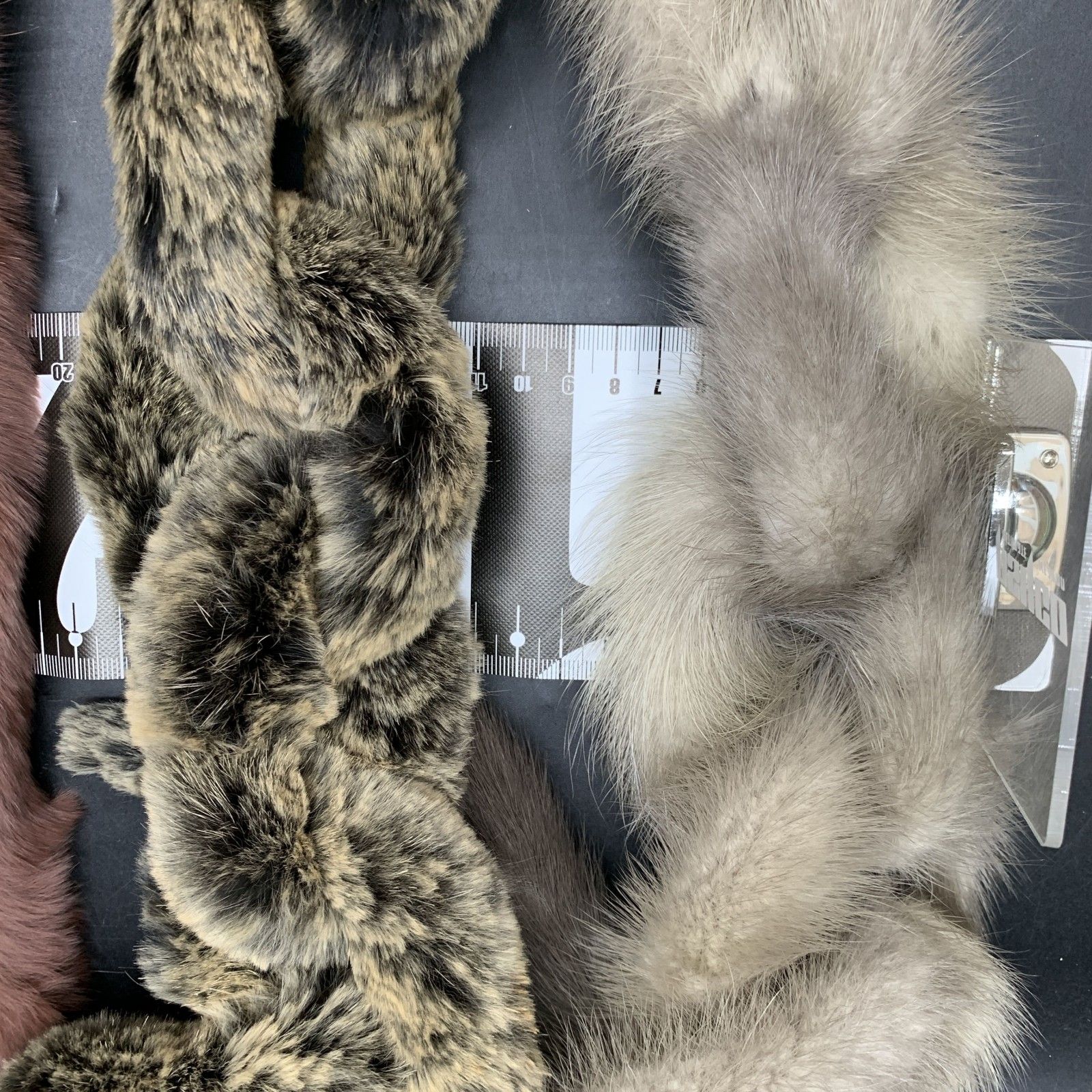 N336 未使用保管品　毛皮4点おまとめ　 ムーンバット他 リアルファー ティペット マフラー 毛皮　和装洋装　ブラウンベージュ N336 未使用保管品 毛皮4点おまとめ ムーンバット他 リアルファー ティ