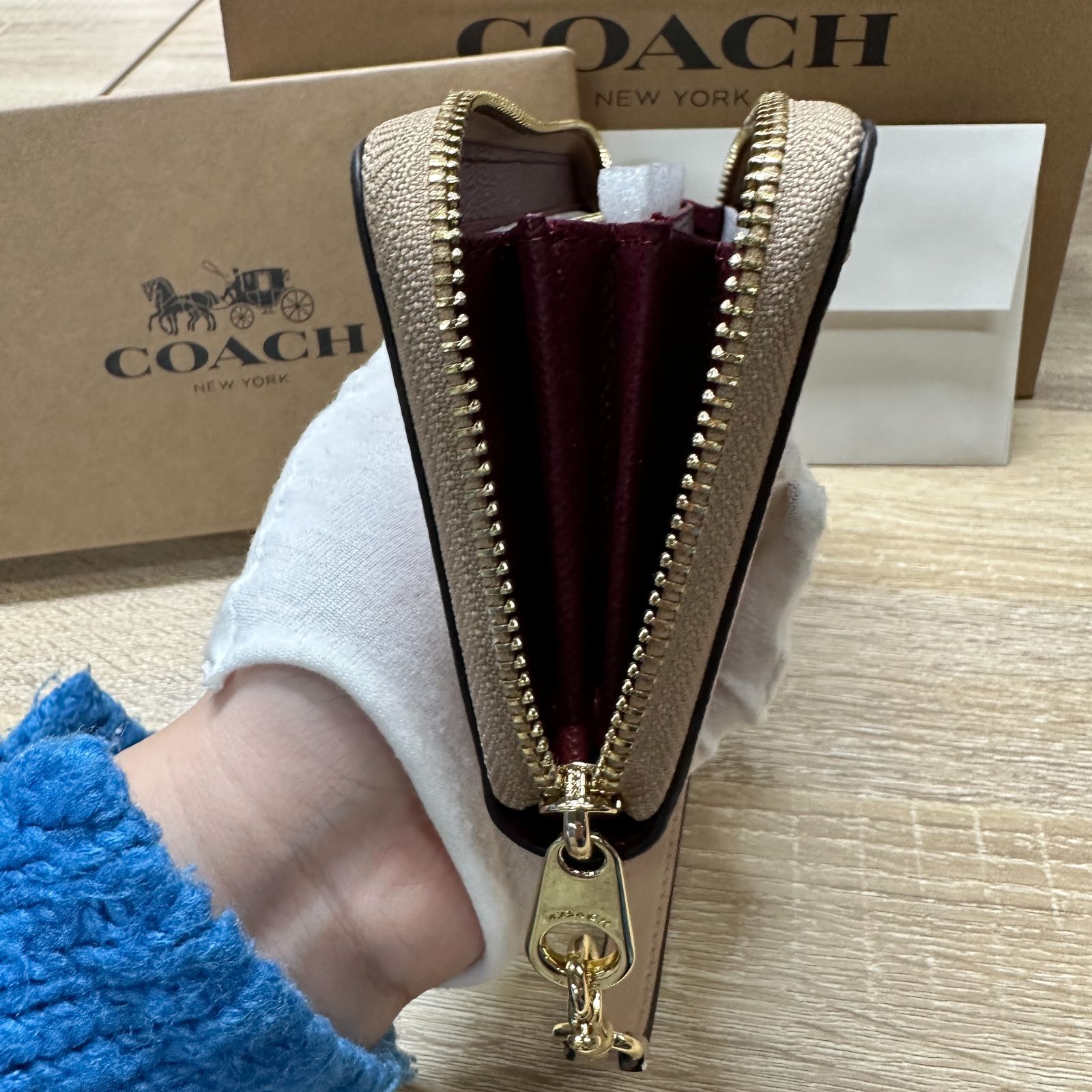 COACH コーチ レディース 長財布 シグネチャー柄 ストラップ付き 新品未使用 アウトレット ギフト - メルカリ