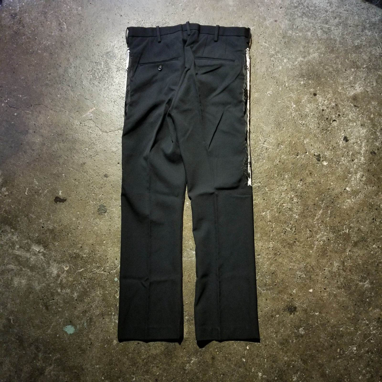 美品 doublet 19AW CHAOS ブーツカット スラックス 刺繍 黒 doublet 19AW LINED CHAOS EMBROIDERY BOOT-CUT TROUSERS