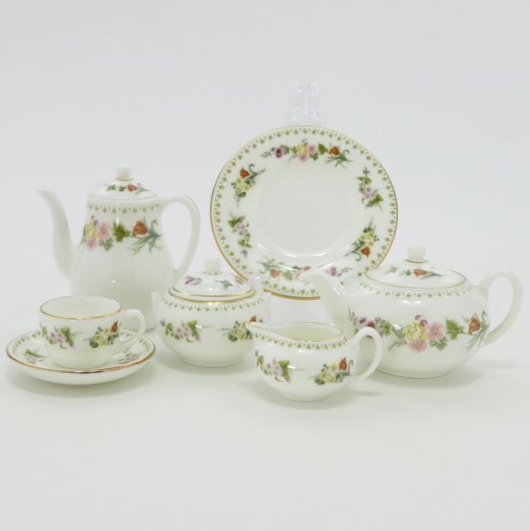 ウェッジウッド・ミラベル ミニチュアセット 122409451.jpg?cmsp_timestamp=