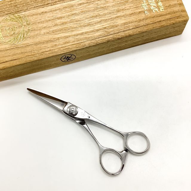ナルトシザーズ ナルトシザーNARUTO SCISSORS ニューヘネシーミニ シザー オフセット 理容 美容ハサミ 美容師 理容師 右利き 5インチ sc2509