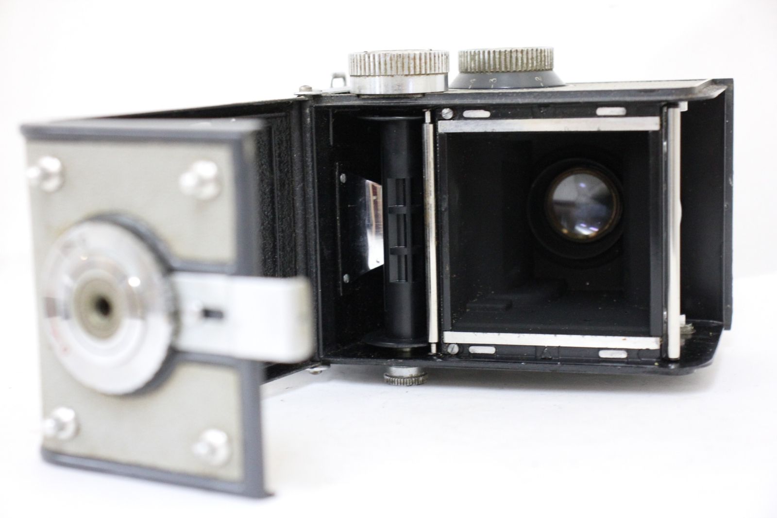 【美品・完動品】Yashica-A 二眼レフカメラ Yashica Yashica-A 二眼レフカメラ