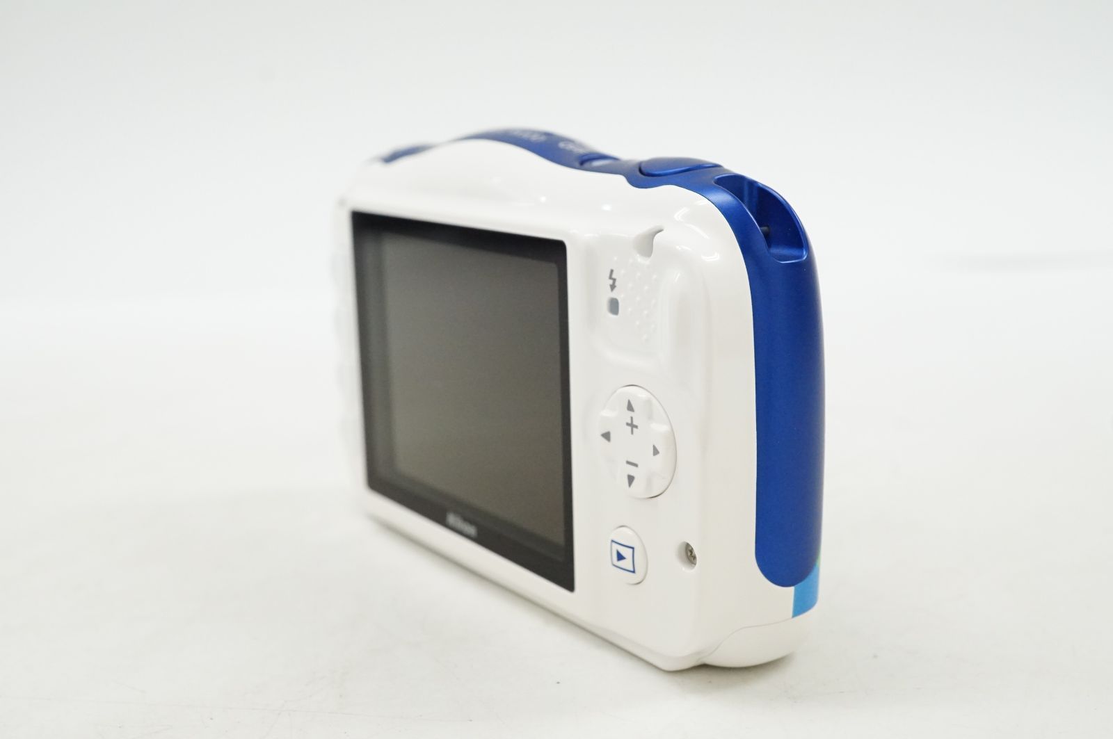 COOLPIX W100