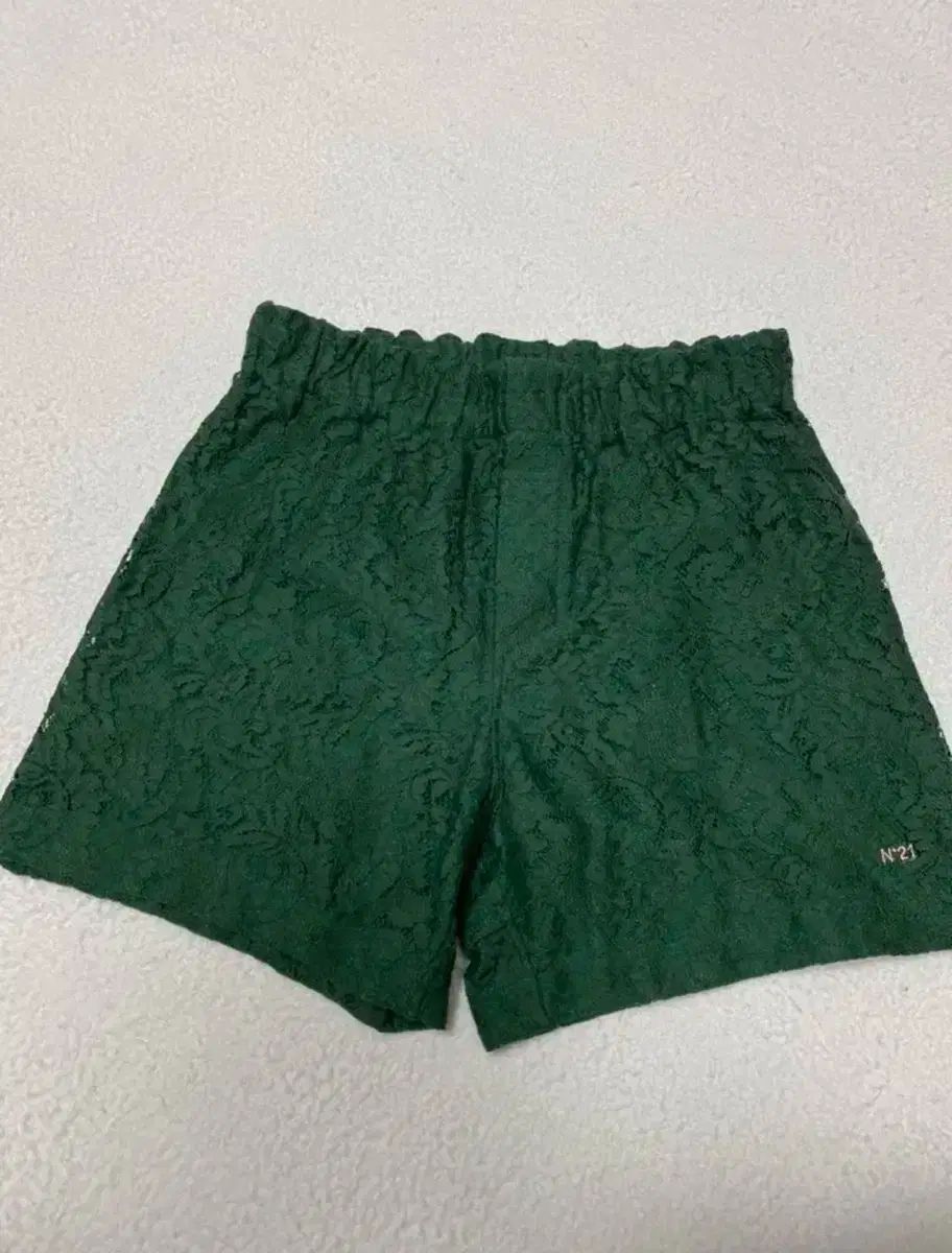 N21 レース ショートパンツ 半ズボン ヌメロヴェントゥーノ