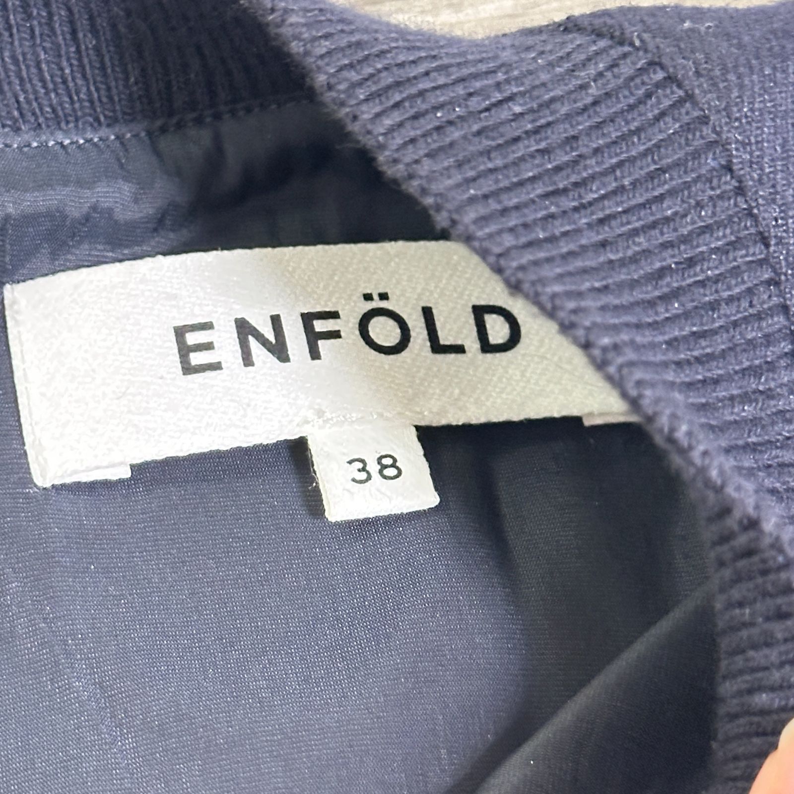 レイヤードプルオーバー クロップド丈ウールカットソー×シャツレイヤード風