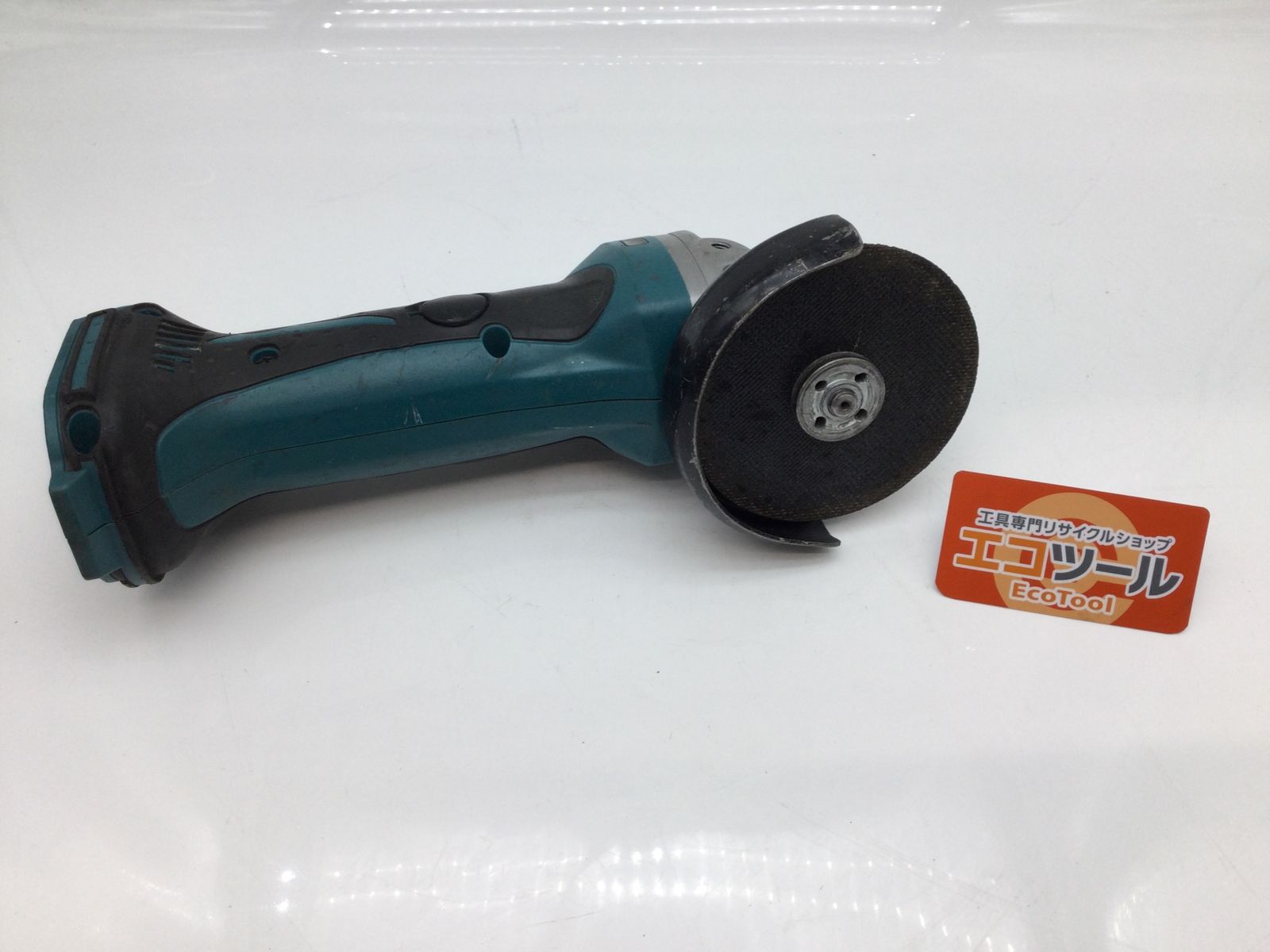 【領収書発行可】Makita/マキタ 18v充電式ディスクグラインダ本体のみ GA402DZ [ITZYXA9OQRG8][エコツール知立店]