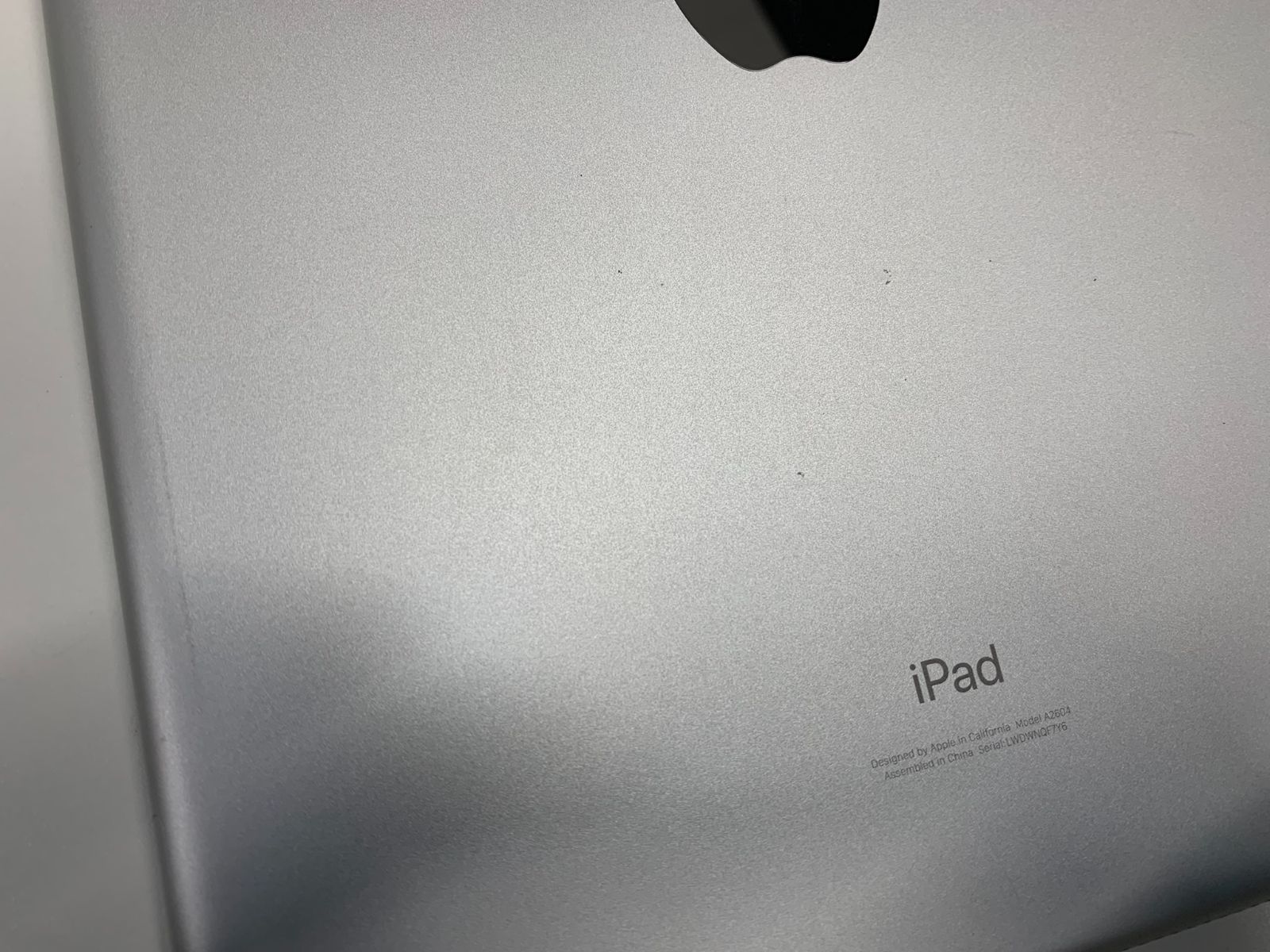 Apple iPad シルバー A2604 ipad第9世代 64GB シルバー Apple iPad 第9世代 (モデル A2604) 64GB