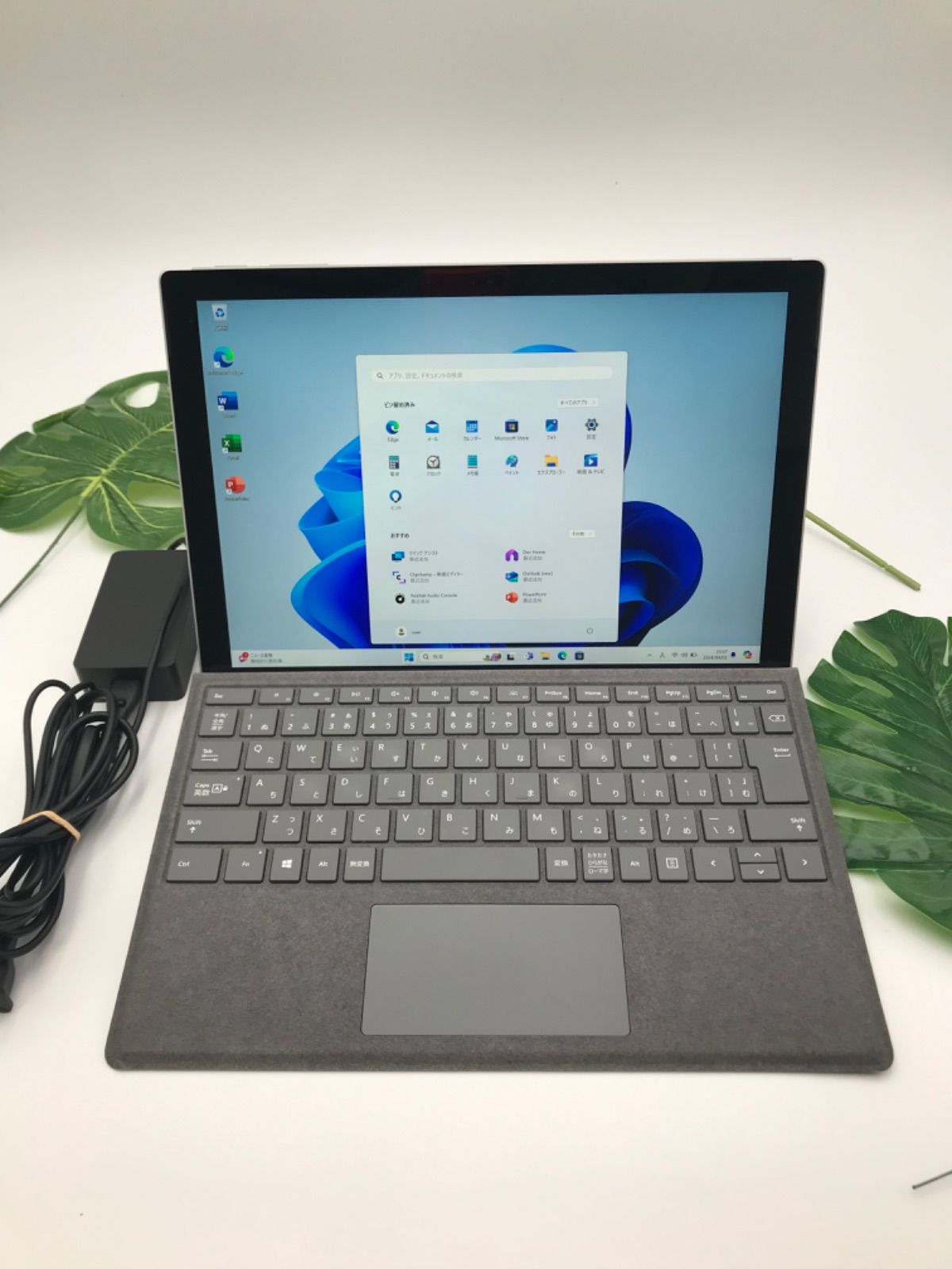 Microsofts Surface Pro 7 Core i5-1035G4 メモリ8G SSD128GB