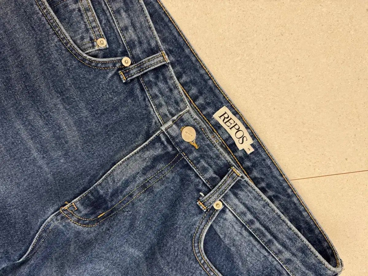 パンツ
