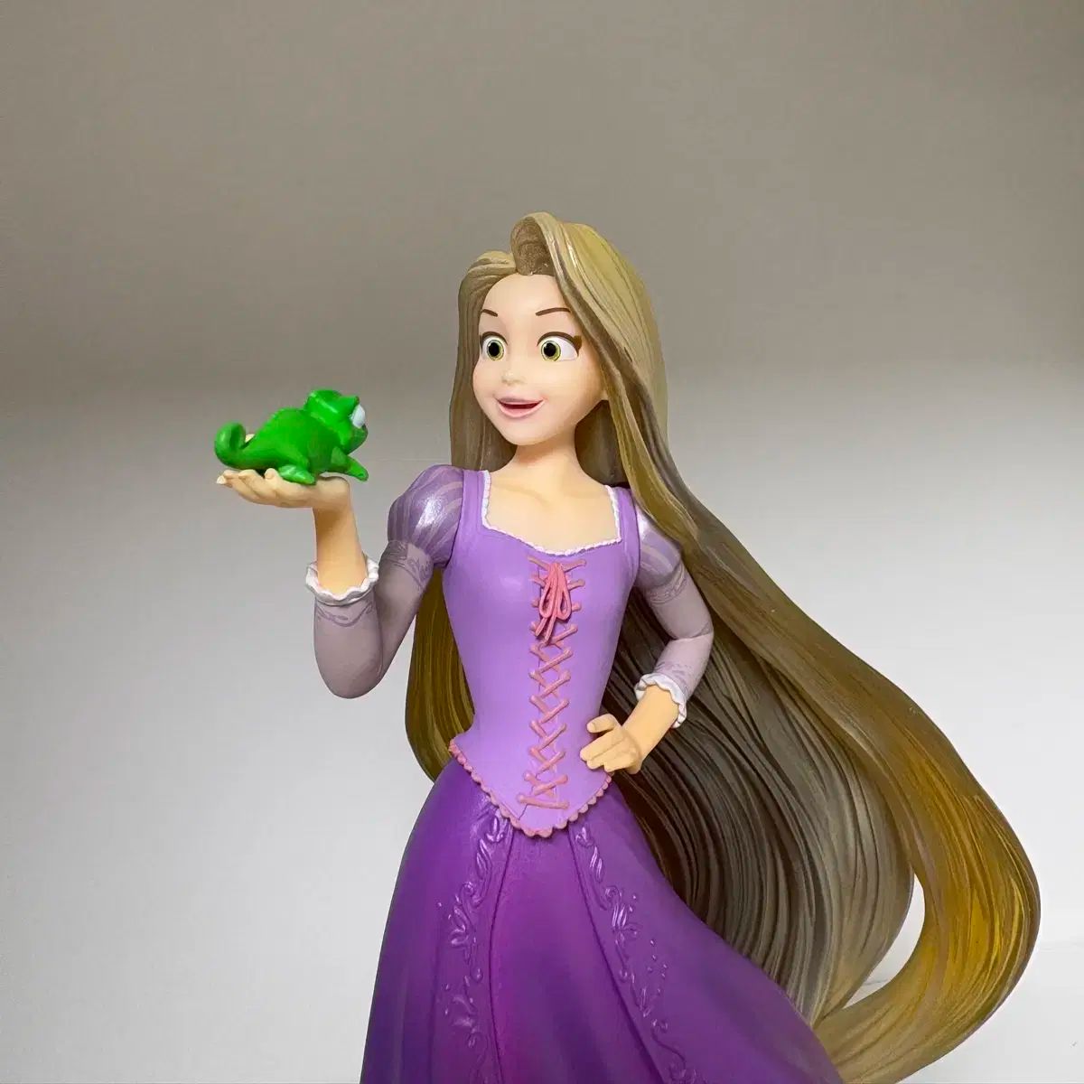 Disney(ディズニー) ラプンツェル 一番くじ A 賞 フィギュア 出品