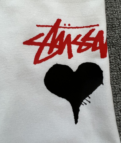 新品 特価値 《ステューシー》 ハート　ホワイト　STUSSY Tシャツ 黑+白 2枚