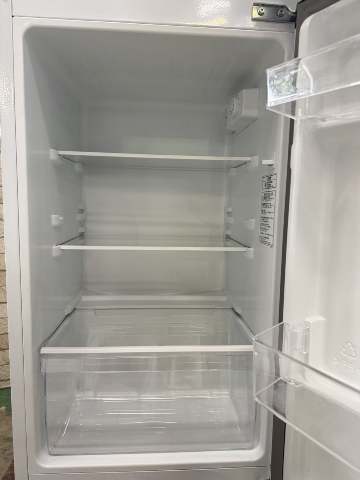 大阪送料無料★3か月保障付き★冷蔵庫★2023年★HR-B12HW★IR-685 大阪送料無料☆3か月保障付き☆冷蔵庫☆ハイセンス☆2ドア☆2023年☆HR