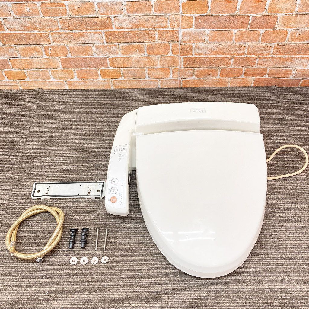 中古品】 TOTO 電気温水便座 ウォシュレット シャワートイレ