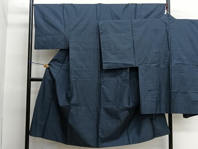男性着物 本場大島紬 藍泥染 懲らす 亀甲絣 シンプル 正絹 T-3182