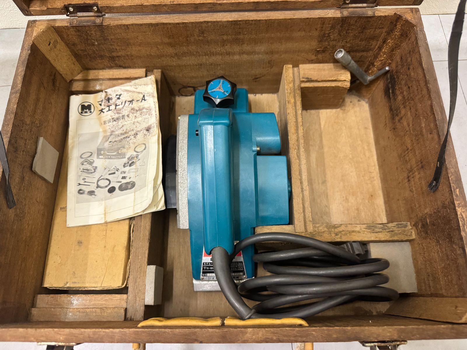 マキタ 大工トリオ-A 木製工具箱 - メルカリ マキタ 大工トリオ-A 木製工具箱 - メルカリ