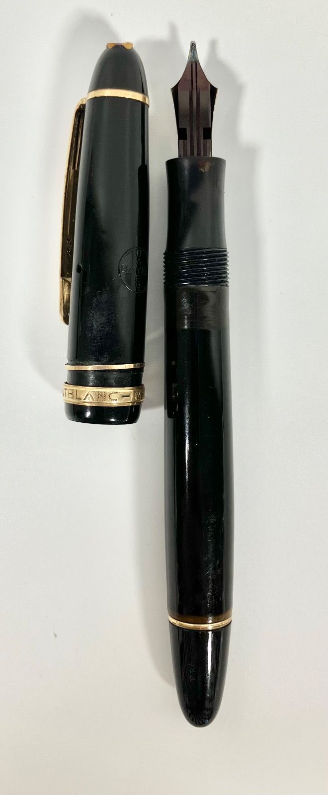 D-22【現状品】Mont Blanc モンブラン SHEAFFER シェーファー