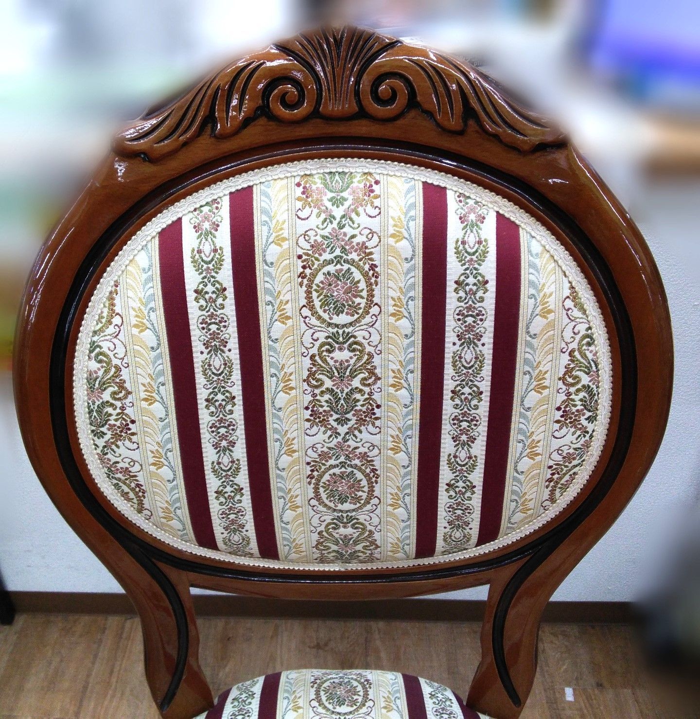 高背椅子 ストライプ柄 アンティーク風 高背椅子 ストライプ柄 アンティーク風 高背椅子 ストライプ柄