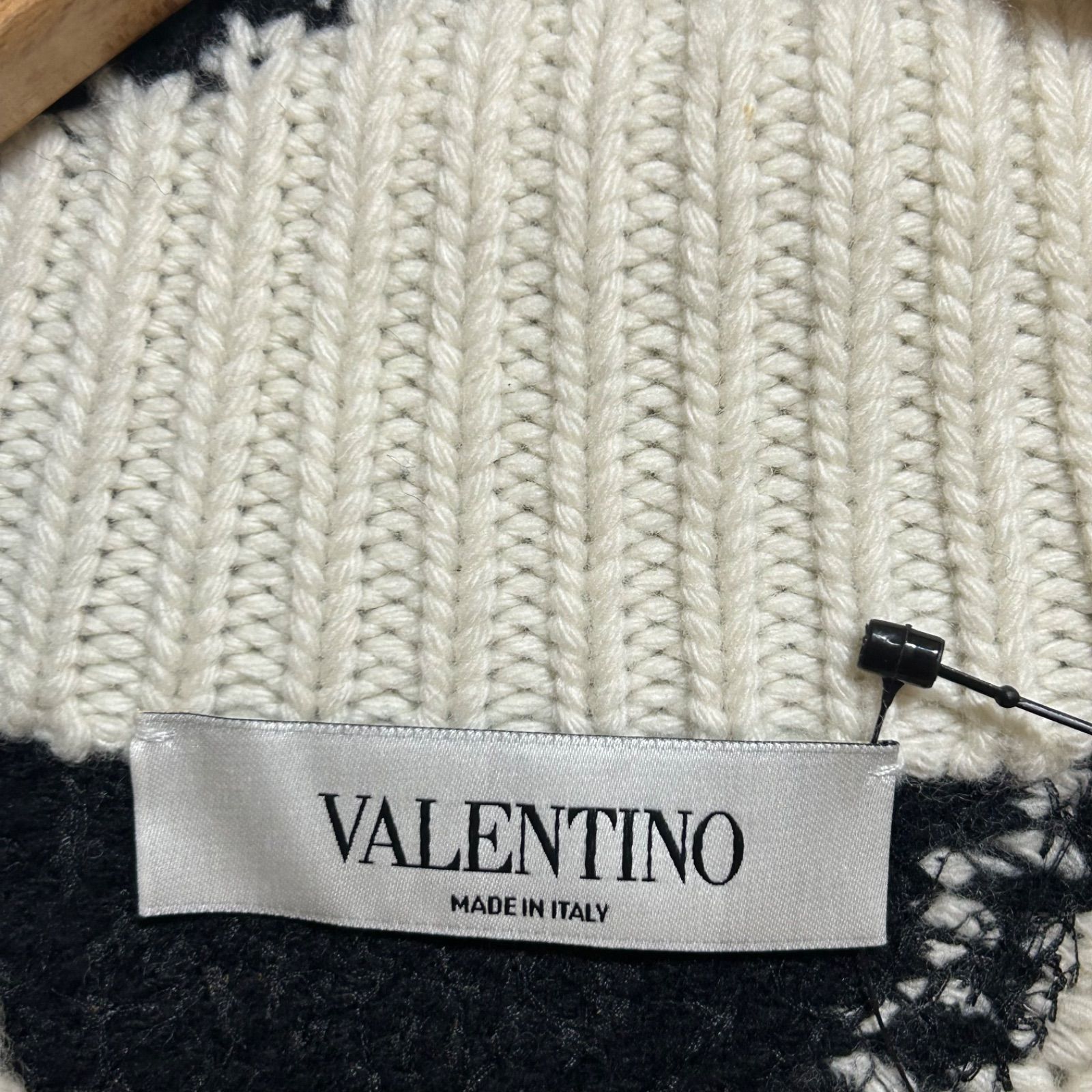 美品】VALENTINO バレンティノ 厚手カーディガン レディース サイズS□ - メルカリ