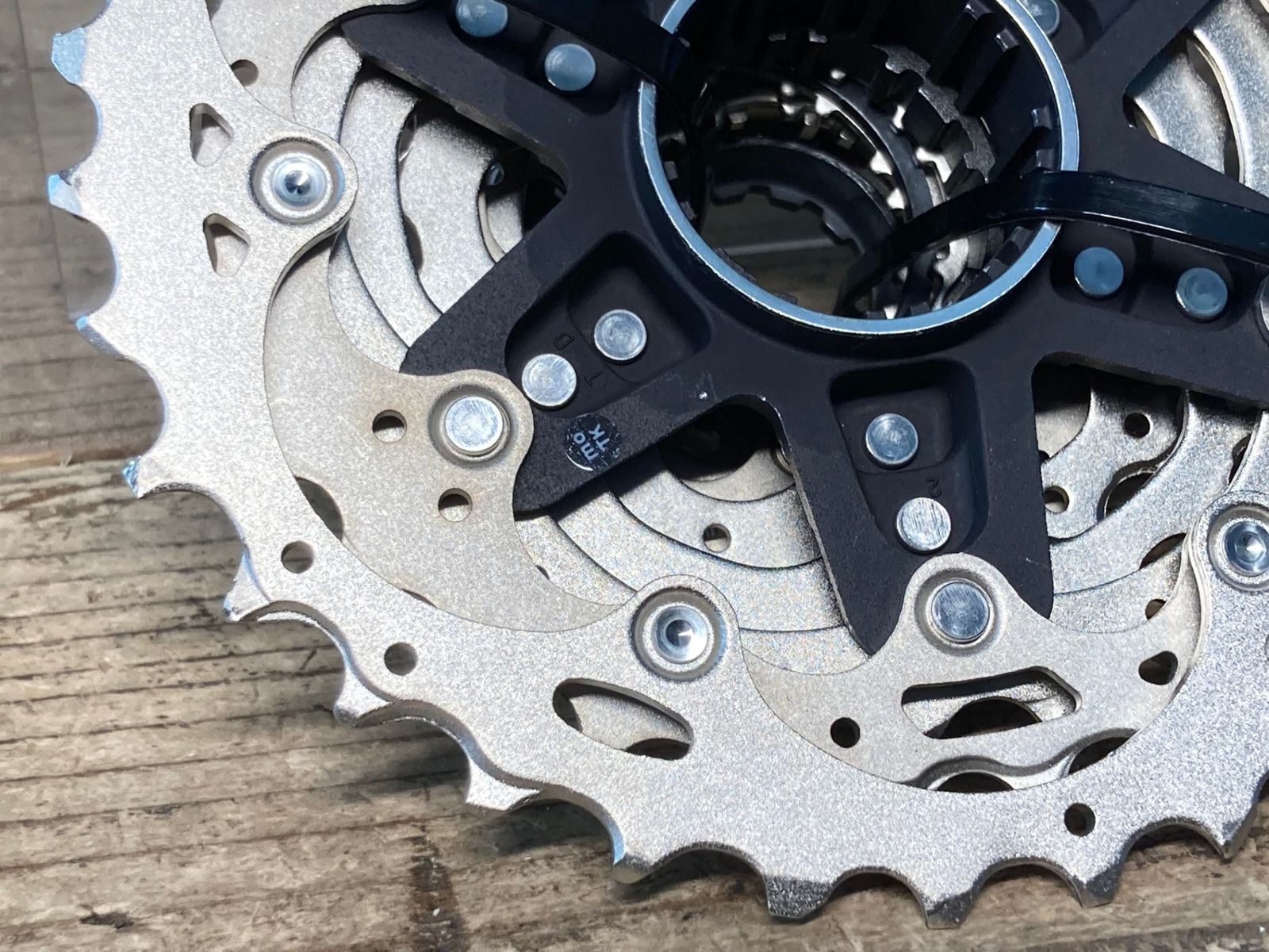 【新品未開封】シマノ アルテグラスプロケット R8100系 12S 11-34T シマノ ULTEGRA（アルテグラ）CS-R8100-12 カセットスプロケット