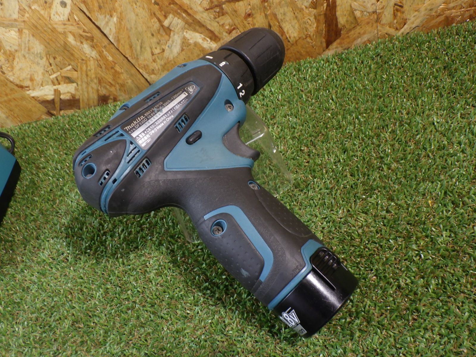 バッテリー２個 充電器付き