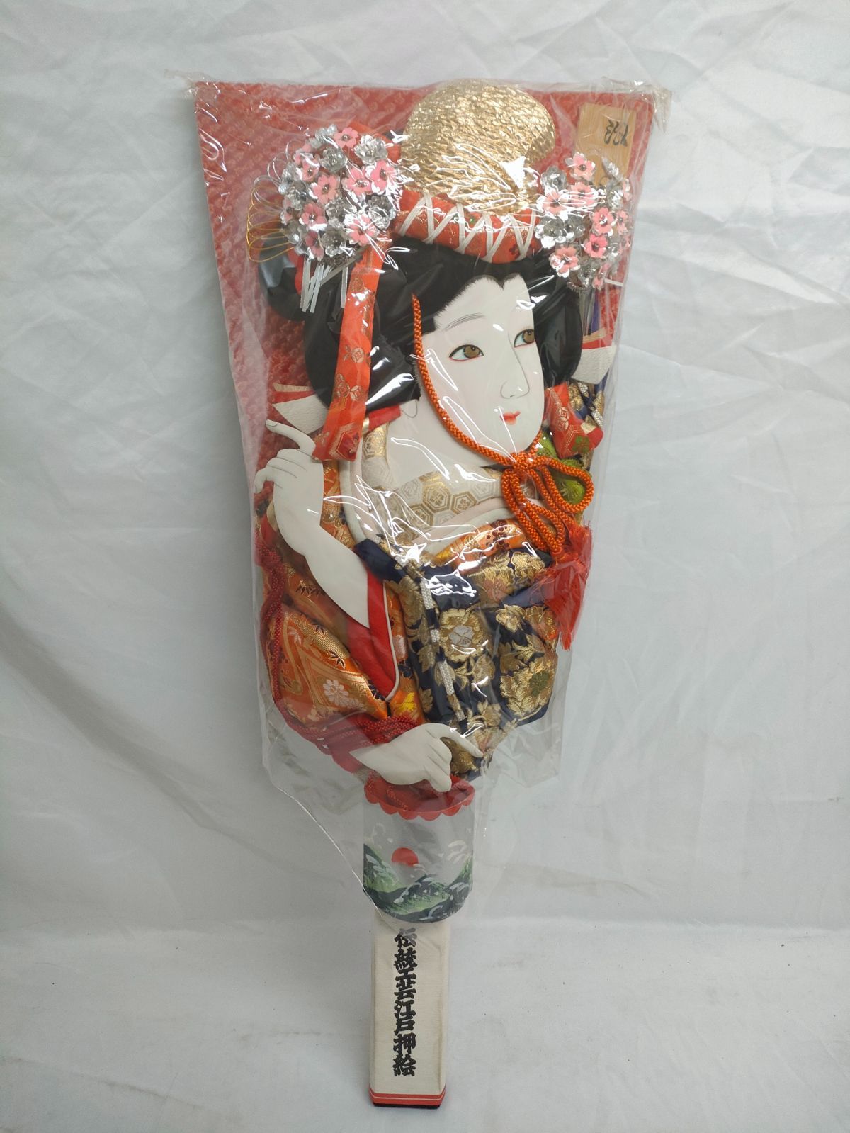 時代裂 押絵 羽子板 舞妓(左向き) 金襴 江戸押絵羽子板 8号 | 人形の東月｜公式