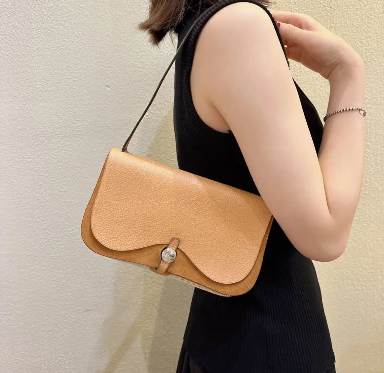 超美品◇エルメスHERMESサックコロラドPMトワルアッシュ・ヴァッシュ 