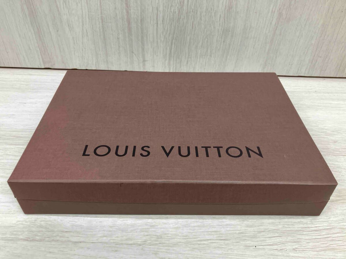 LOUIS