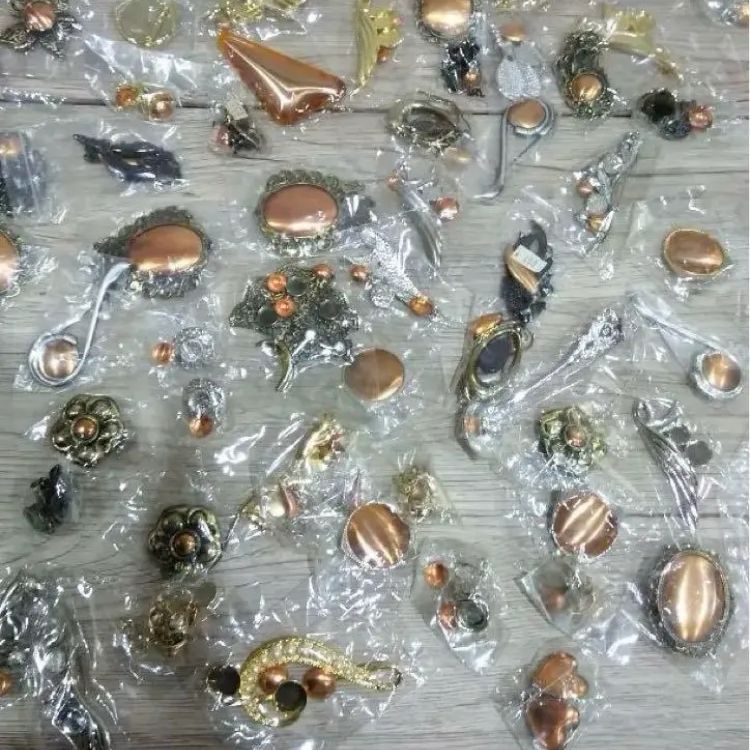 K103七宝焼アクセサリーパーツ素材90点セット - メルカリ