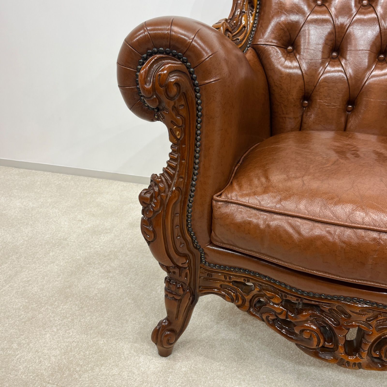 イタリア製 ロココ調 クラシック 革張り ソファー1P ② キズ有り