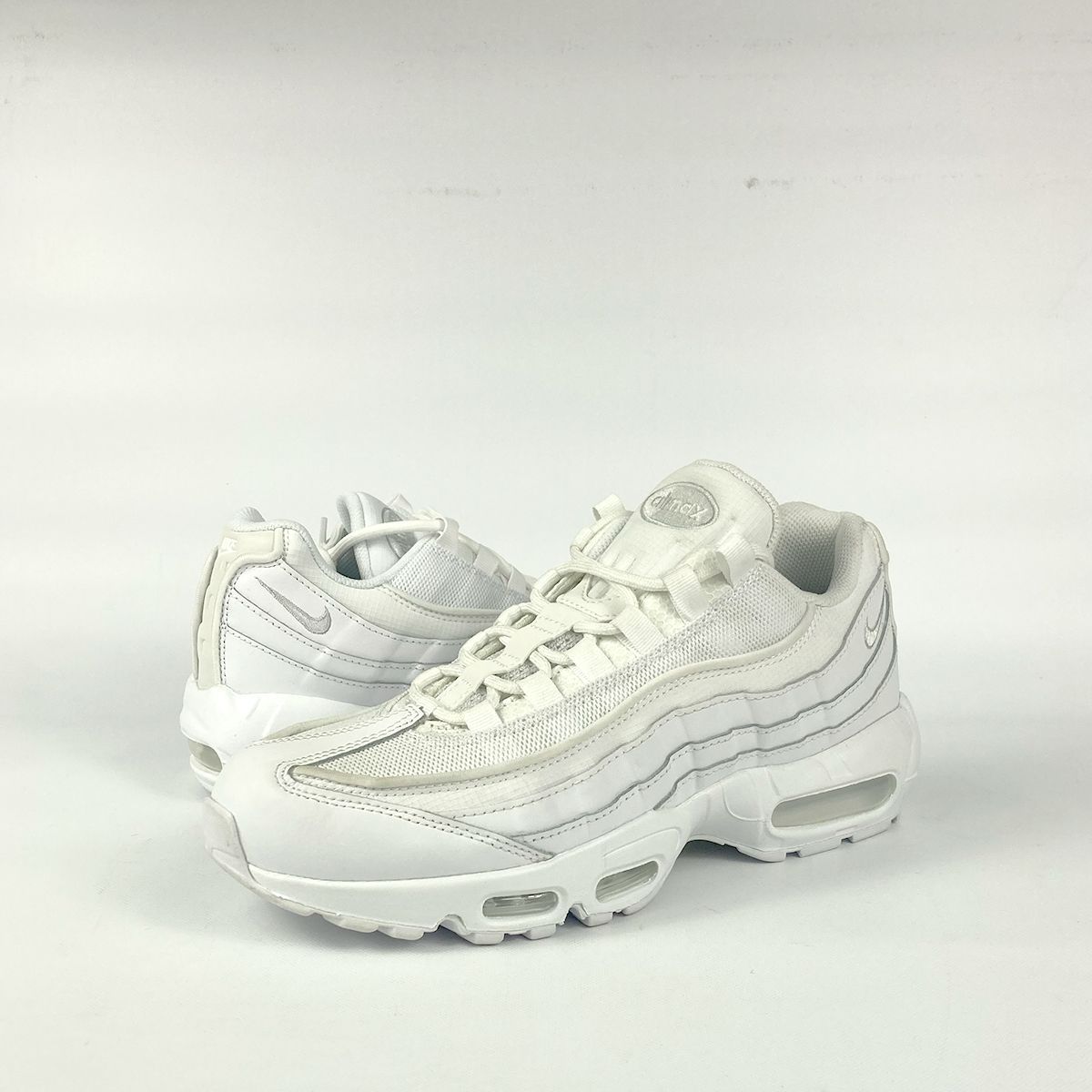 NIKE AIR MAX 95 ESSENTIAL WHITE/WHITE/GREY FOG 左右サイズ