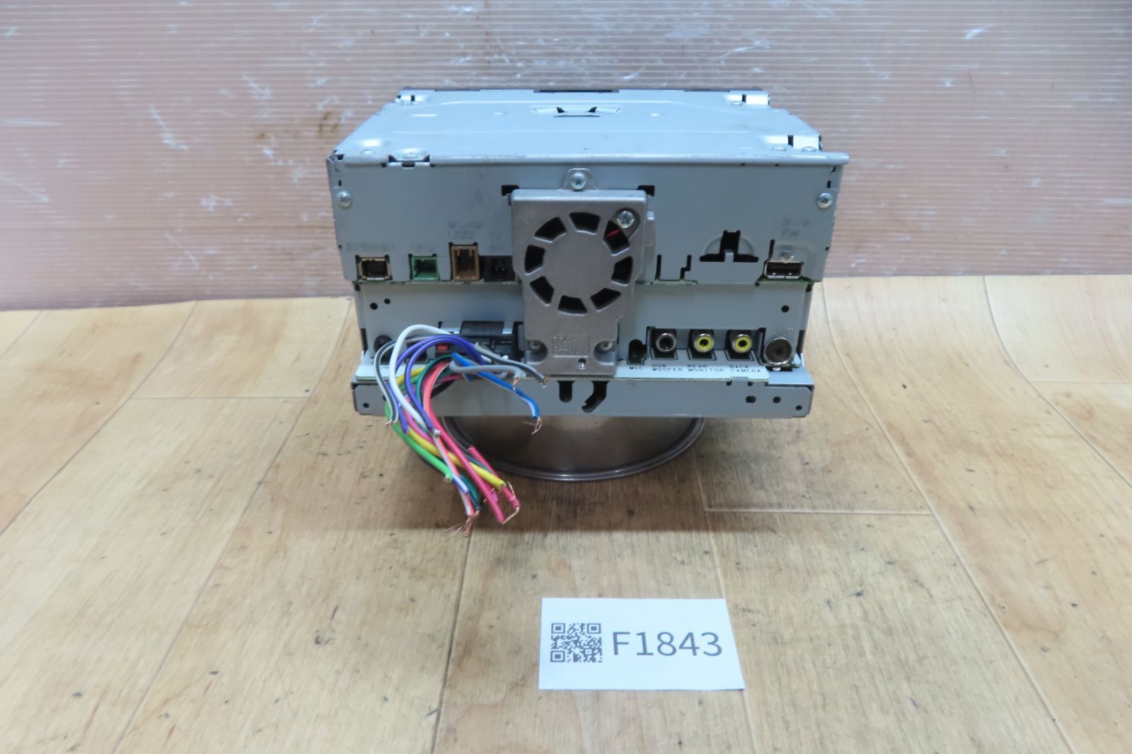F1843|カロッツェリア AVIC-RZ22