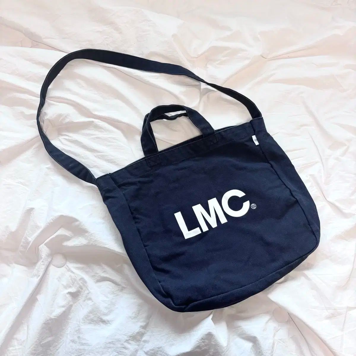 【雷市場（ポンジャン）商品韓国直送】 LMC クロス ネイビー エコバッグ