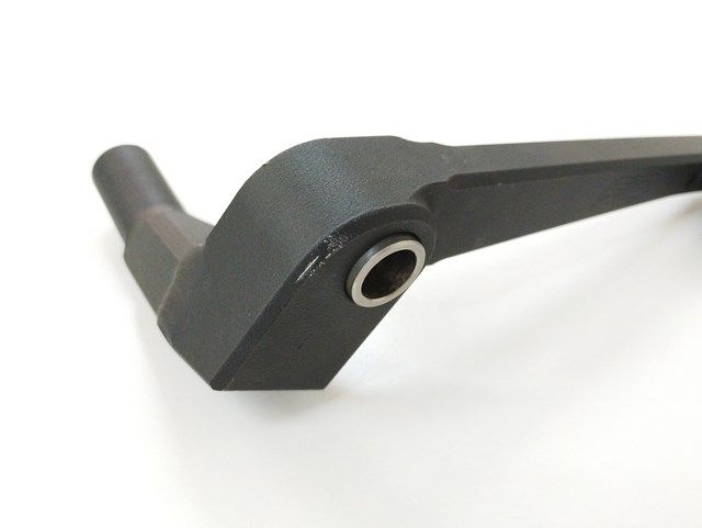 B595