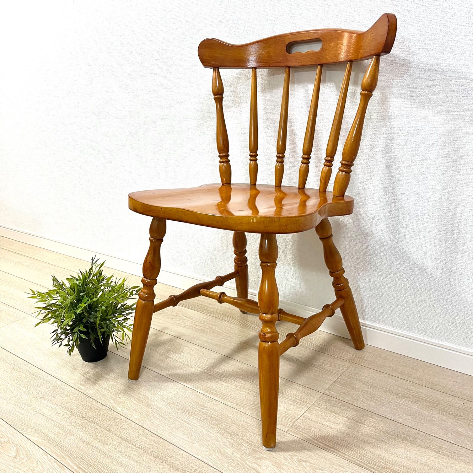 た37 飛騨の家具スタイル ウインザーチェア 木製ダイニングチェア 飛騨高山 ナチュラル カントリー調 ダイニングチェア ウィンザーチェア