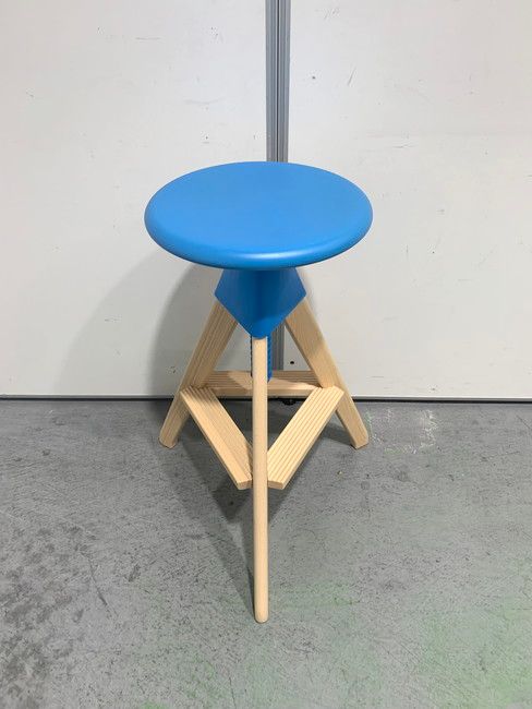 アウトレット品 マジス トム＆ジェリーTomハイスツール ブルー