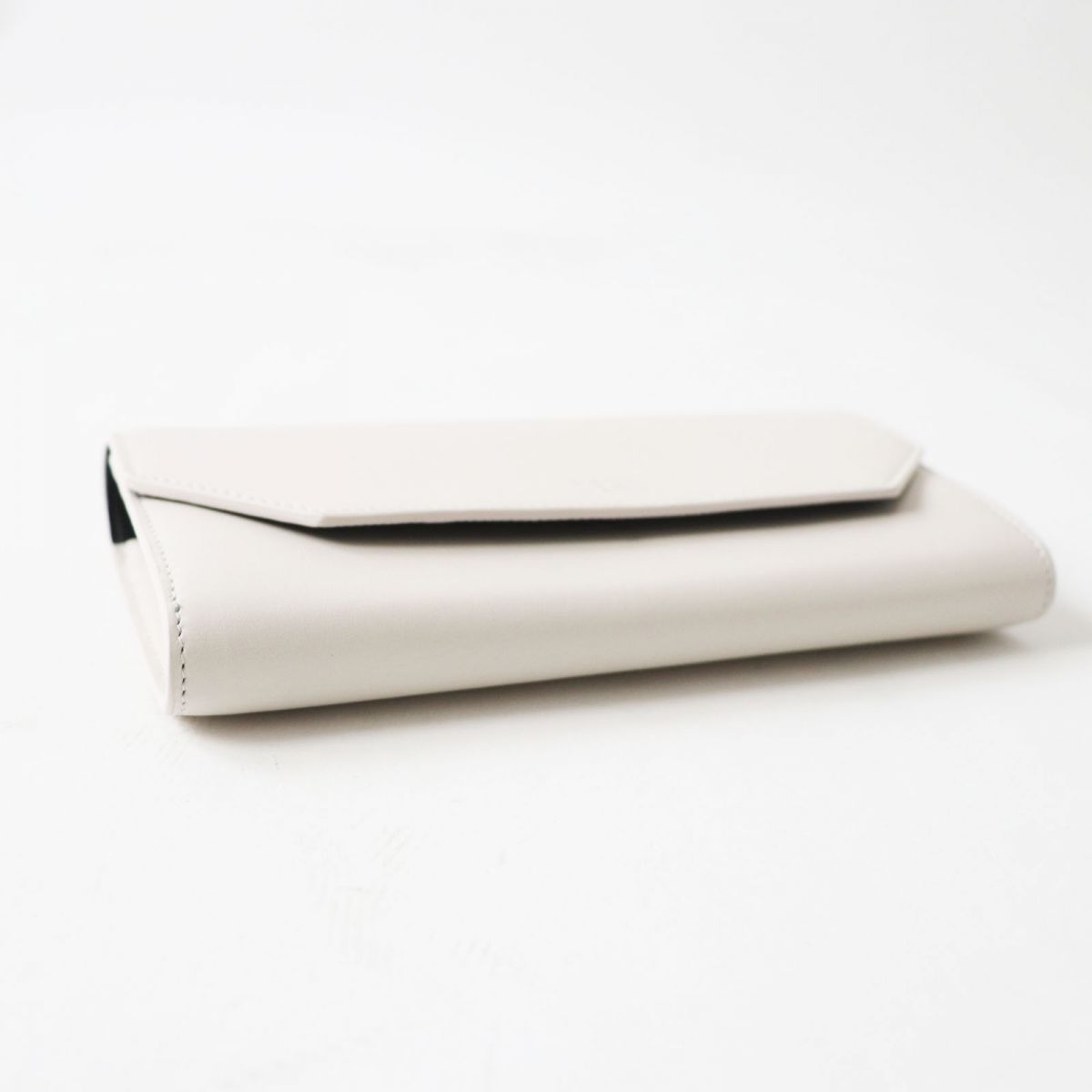 新品同様 バレンシアガ ENVELOPE 736732 レザー ホワイト 白 2つ折り長  