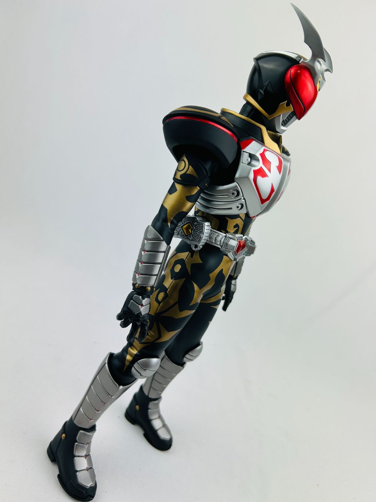 メディコムトイ RAH リアルアクションヒーローズ No.602 仮面ライダーカリス 2013 デラックスタイプ 仮面ライダー剣