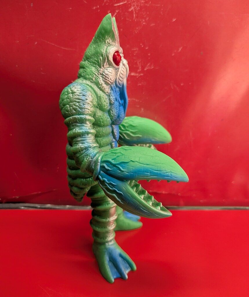 楳図かずお版ウルトラマン＆バルタン星人（フューチャーモデルズ／アート・ストーム） 楳図かずお版ウルトラマン＆バルタン星人グローver.2体セット