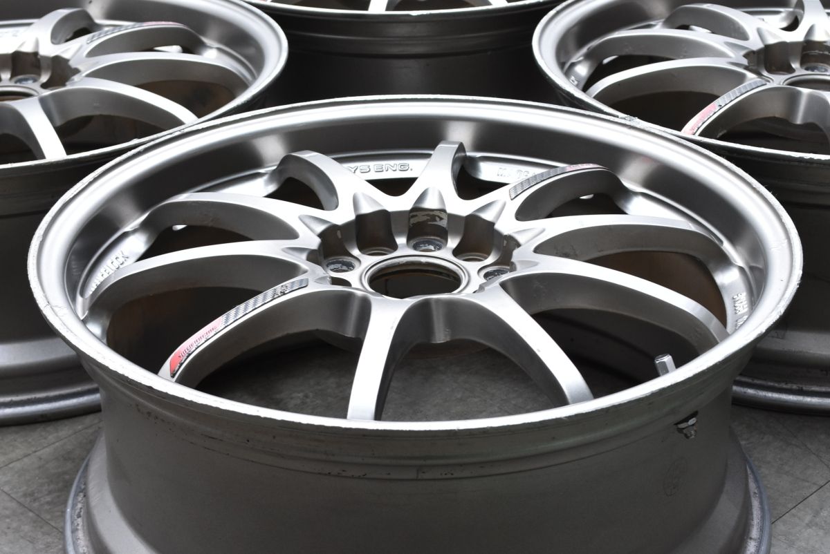 ヴェゼル レヴォーグ