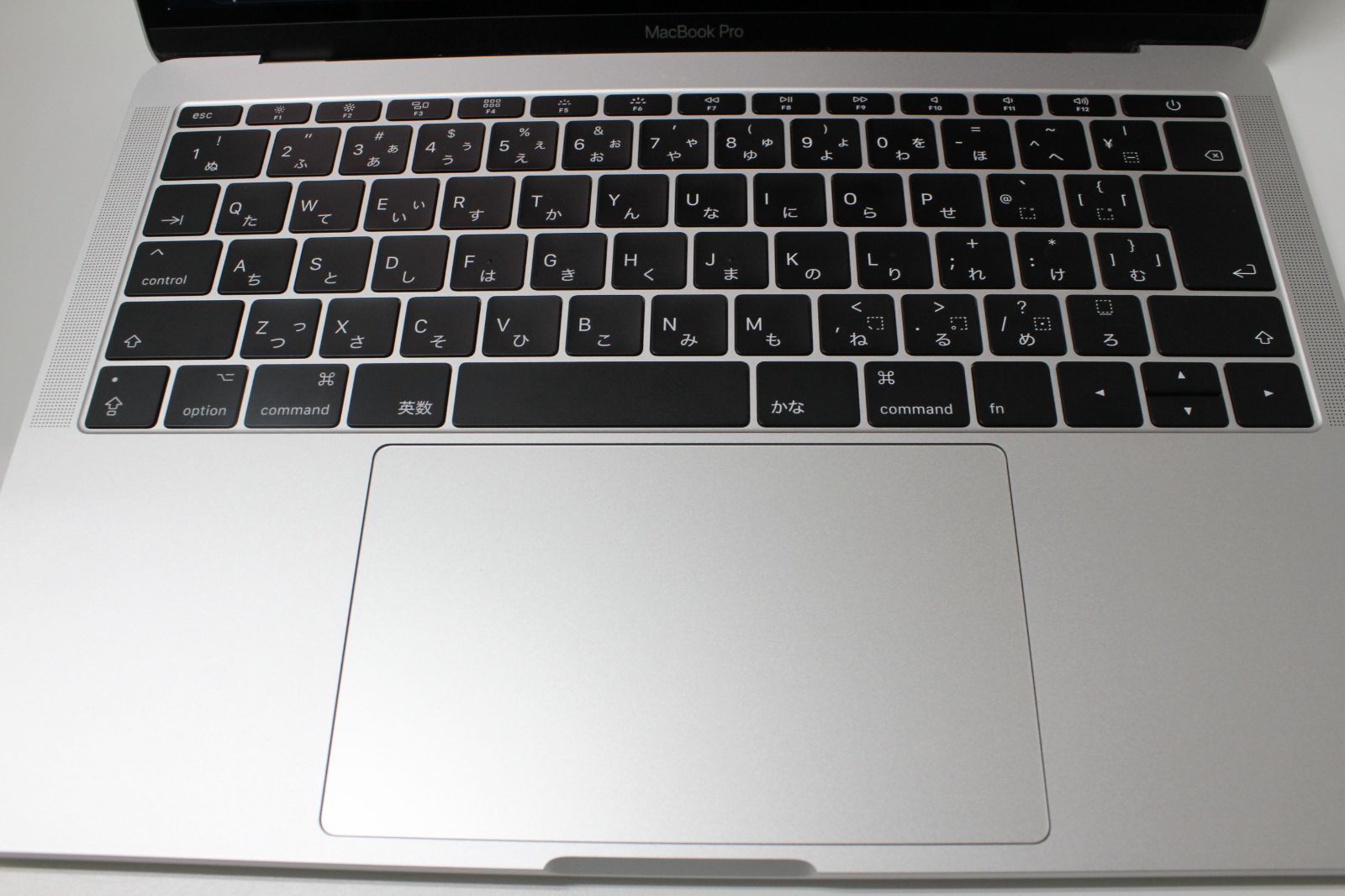 MacBook Pro（13インチ,2017,Thundeabolt 3ポート x 2）128GB/8GB