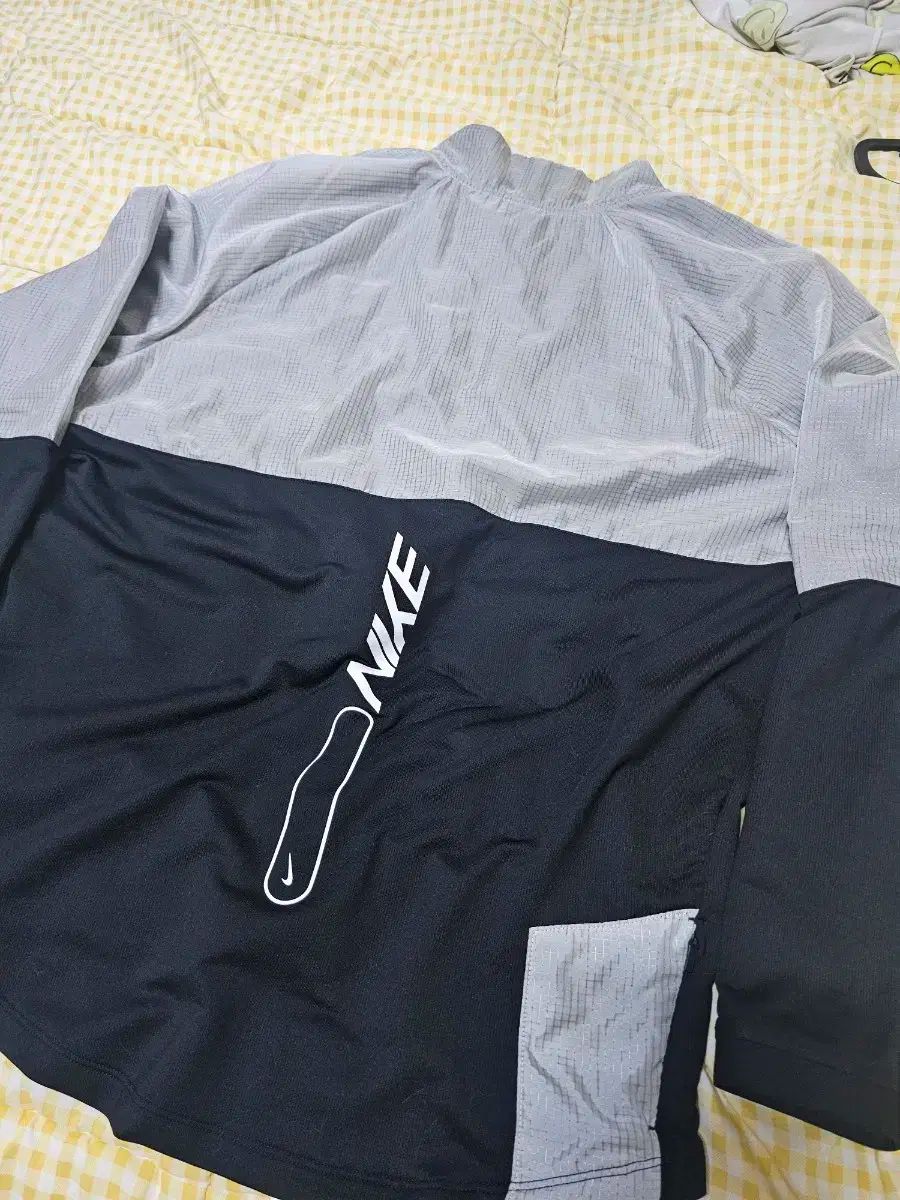 Nike ナイキ 素子 ハイブリッド ハーフジップ L 100