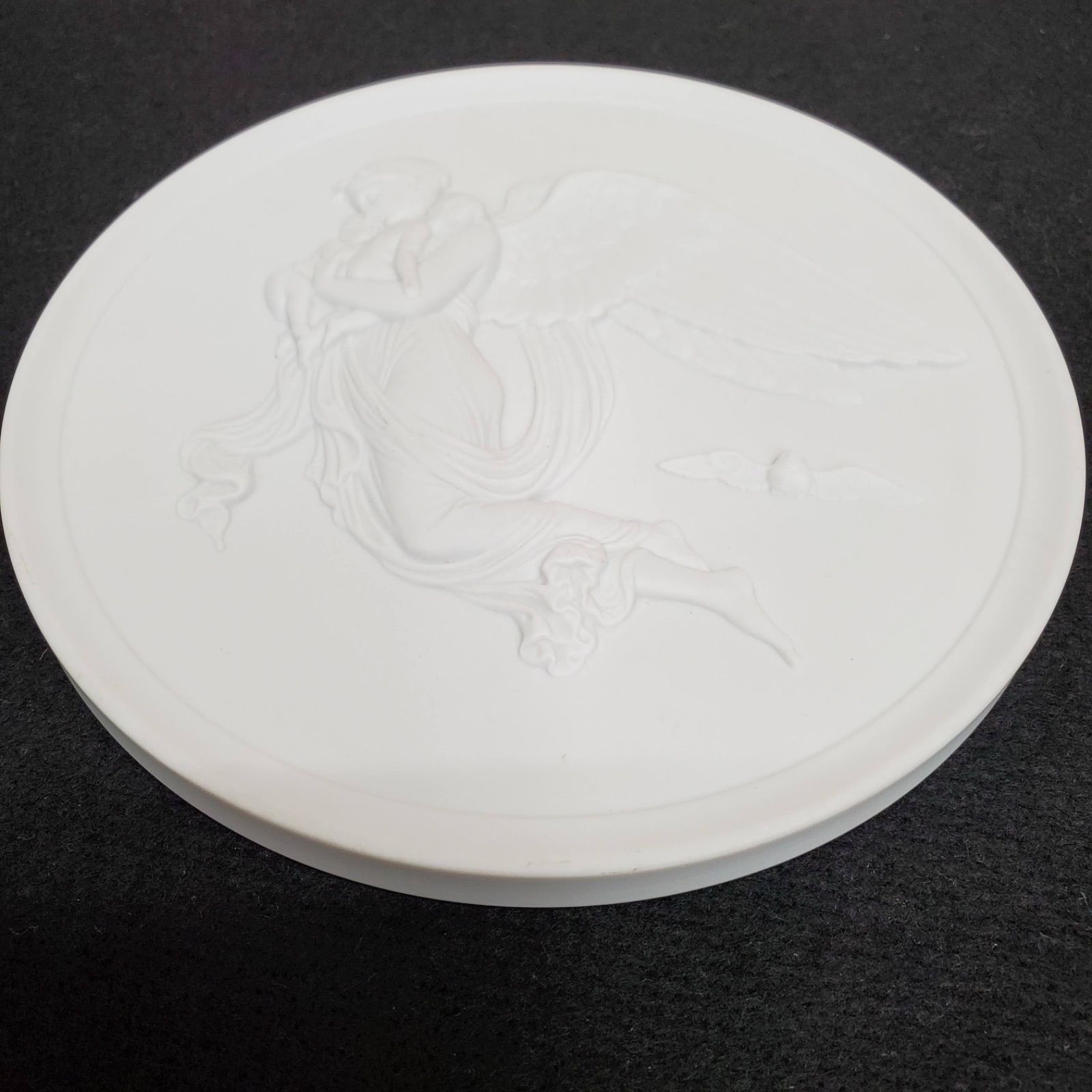 ロイヤルコペンハーゲン 白磁 レリーフ 天使 エンジェル プラーク 陶板
