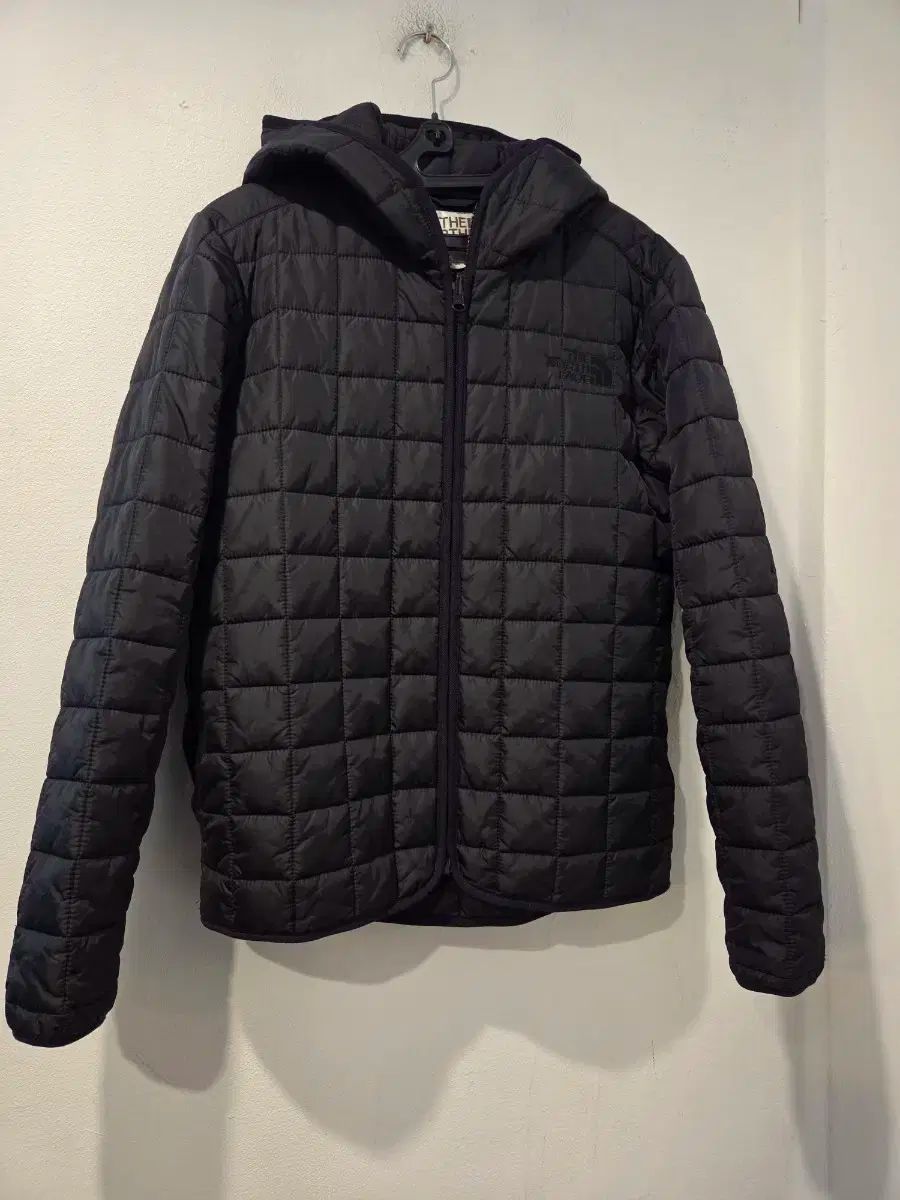 THE NORTH FACE ザノースフェイス フード キルティング ダウン 黒