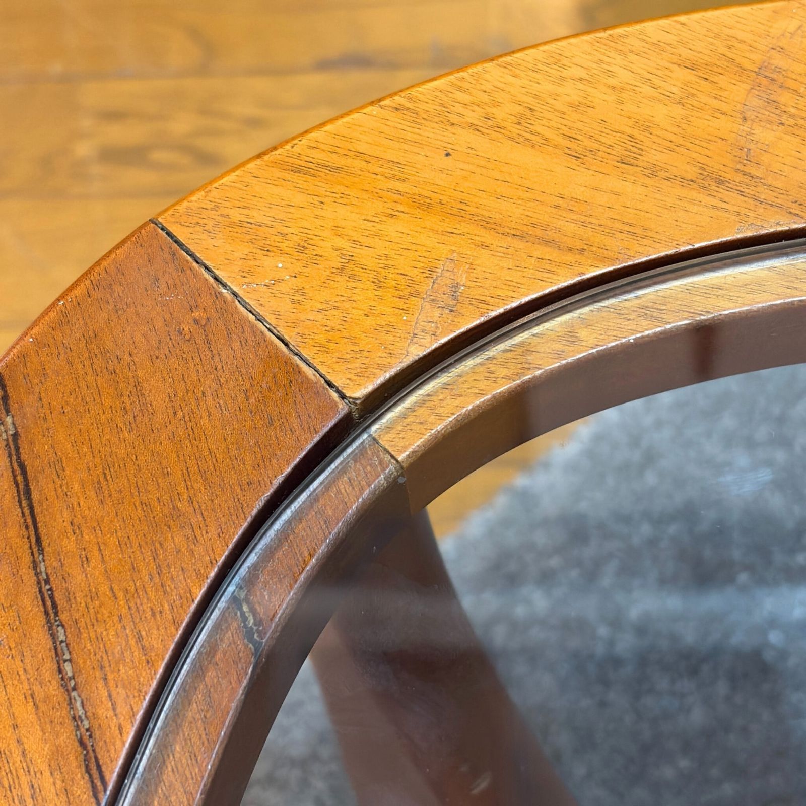 センターテーブル