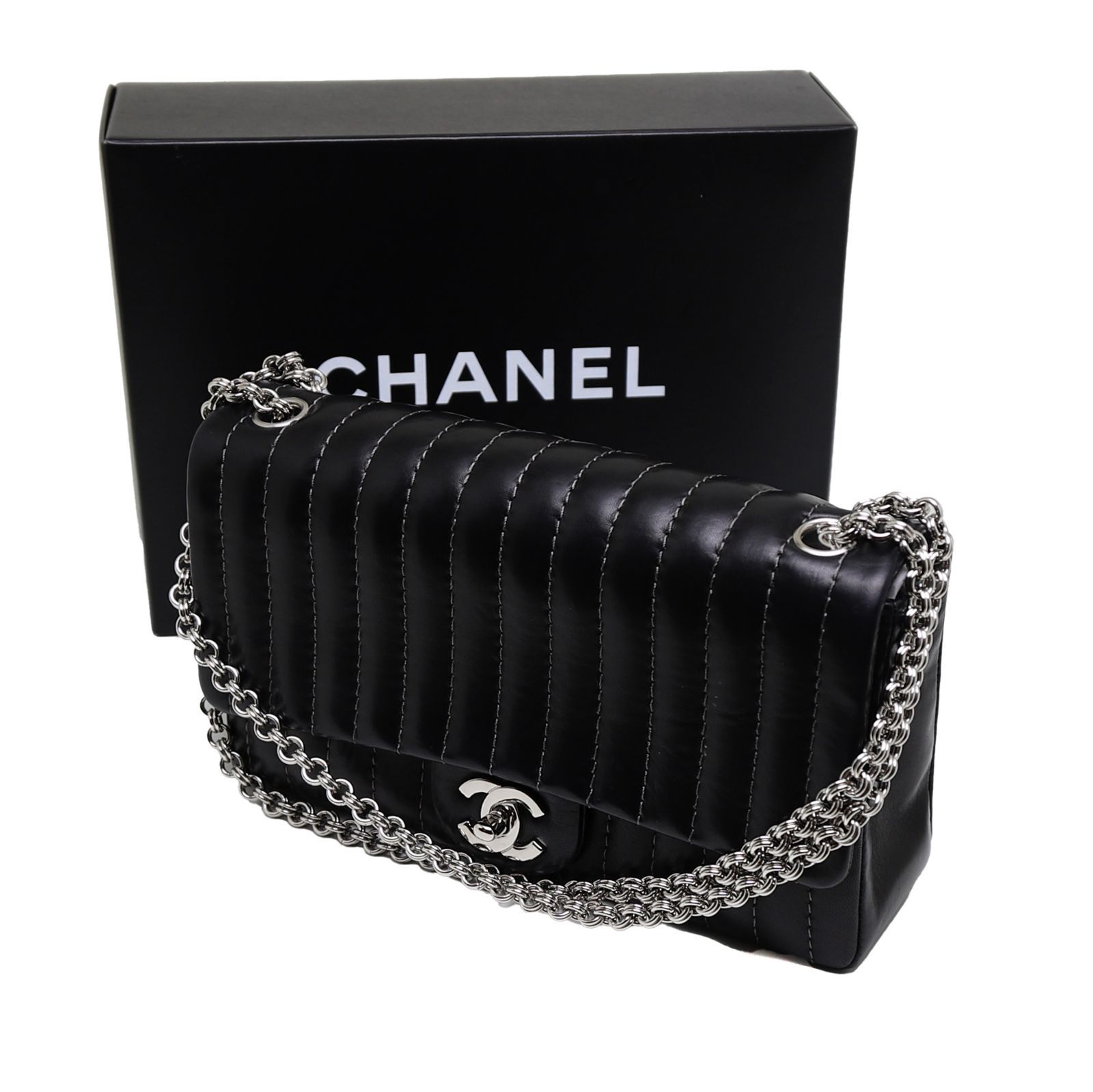 【ニューマドモアゼル】シャネル　ターンロック　ショルダーバッグ　ラムスキン　黒 シャネル マドモアゼル チェーンショルダーバッグ ラムスキン ターン